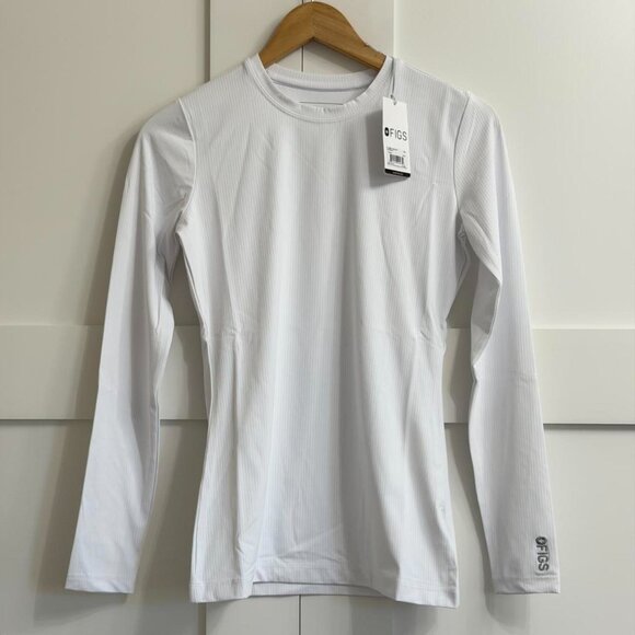 Figs Ribbed Longsleeve Underscrub in White, Size X-Small - Picture 8 of 11